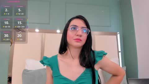 Snapshot of selena_rous chatting on September 18, 12:20 pm Selena Rous online show from September 18, 12:20 pm