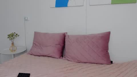 Selena online show from February 27, 9:35 am