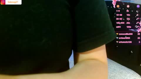 Selene G  online show from April 11, 6:40 am