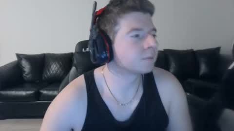 selfmademax579471 online show from March 3, 2:36 am