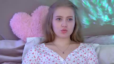 SelinSwarovski online show from October 5, 7:10 pm