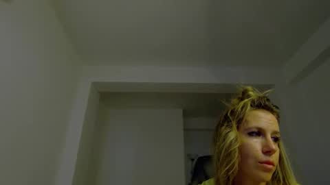 sellena_angels online show from March 8, 1:15 pm