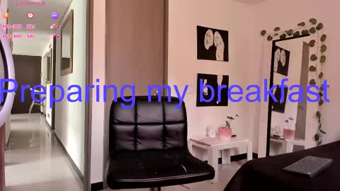 Selyn online show from February 26, 2:09 pm