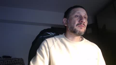 senorneby online show from April 22, 7:54 pm