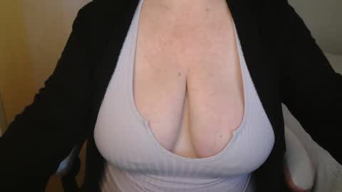 CRIS  online show from May 16, 9:39 am