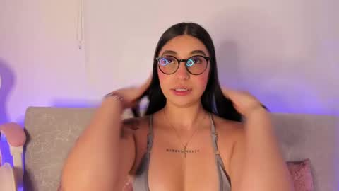 sensualhaven_ online show from March 4, 3:00 am