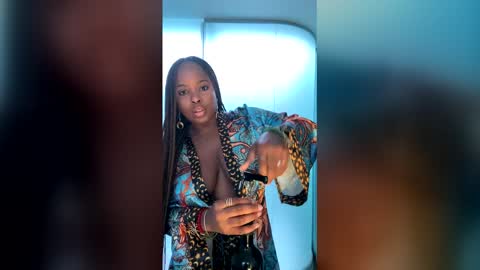 sensualprima online show from February 22, 10:19 am