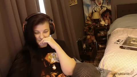 Tara online show from August 3, 1:39 pm