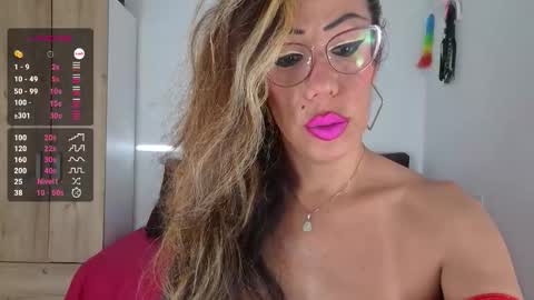 sephorandmonell online show from December 16, 9:10 pm