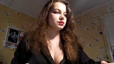 May online show from February 15, 8:13 am