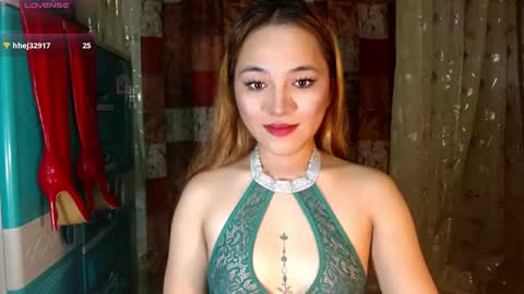 Chloe online show from February 6, 9:24 am