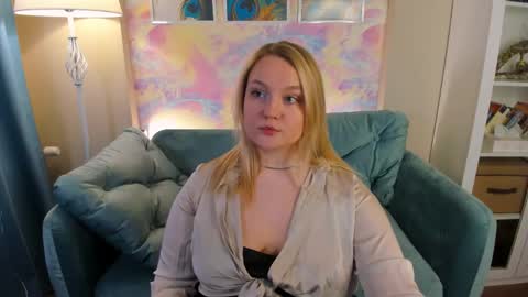 Serena online show from April 9, 11:38 am