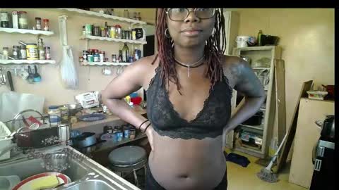 Serena Maya online show from March 3, 5:09 pm