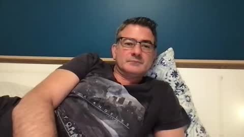 sesamechris92 online show from December 9, 11:58 am