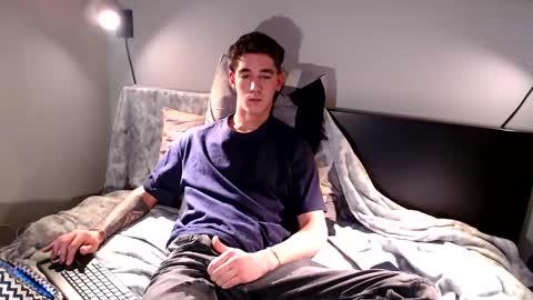 sest0sens0 online show from December 15, 7:31 pm