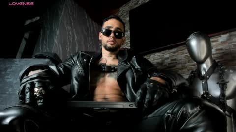 seth_0wner online show from May 16, 2:41 am