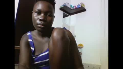 Snapshot of sexqueen02 chatting on February 3, 10:58 am sexqueen02 online show from February 3, 10:58 am