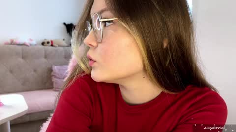 Diana online show from December 5, 9:55 am