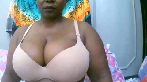 sexxi_ebony online show from February 2, 8:54 am