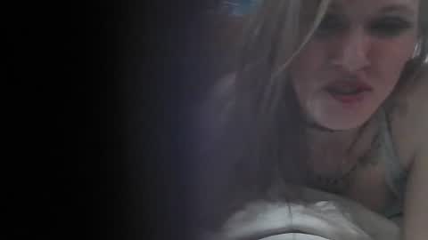 Leeah CloudZzz online show from April 11, 7:13 am