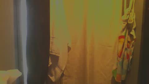 Leeah CloudZzz online show from June 7, 5:40 pm