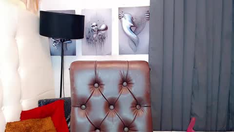 sexxxy_caroline online show from January 19, 8:39 am