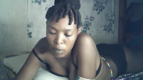 sexxy_curvy23 online show from February 25, 9:29 pm