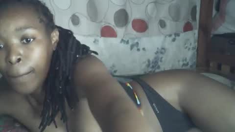 sexxy_curvy23 online show from March 25, 3:57 am