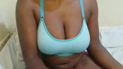 sexxy_maya1 online show from May 11, 4:15 pm