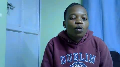 African Queen online show from February 25, 7:06 pm