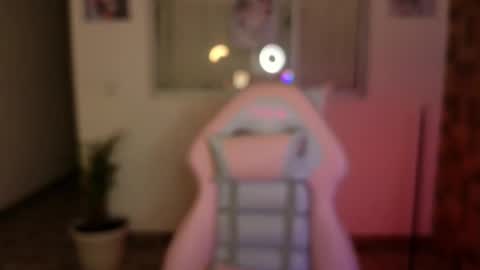  Angie   online show from February 11, 10:58 am