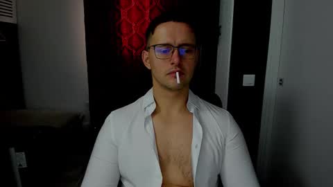 Sexxymuscles4U online show from December 15, 7:48 am