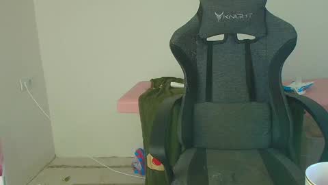 sexy_b0rsch online show from December 2, 7:18 am