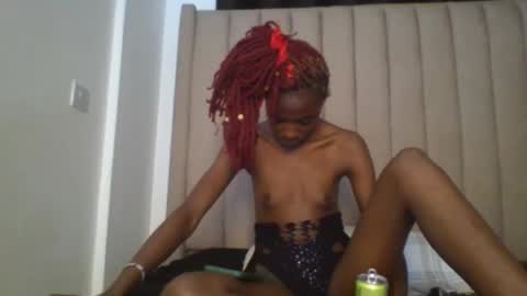 sexy_ebony_nica online show from October 22, 2:52 pm