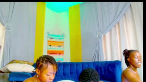 LIAH online show from March 25, 10:55 am