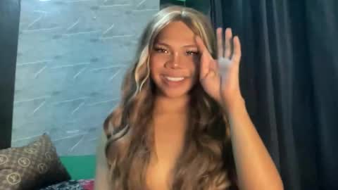 Nicole online show from May 7, 1:34 am