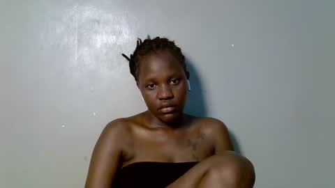 sexy_mamii2 online show from March 13, 7:33 am