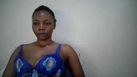 sexy_muna2 online show from May 8, 10:10 am
