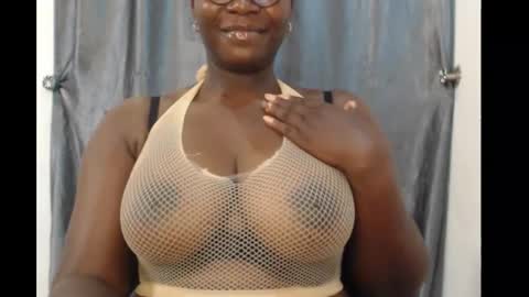 zoe online show from March 4, 6:49 pm