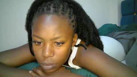 sexy_skyllah online show from March 28, 10:05 am