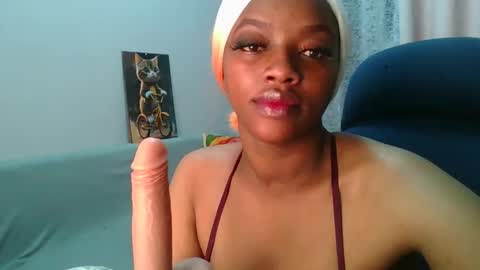 sexy sweetcandy online show from November 13, 6:49 am