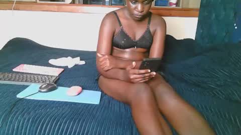 sexy_talisha online show from February 12, 12:25 am