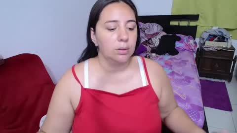 Snapshot of sexy_ticki chatting on December 19, 1:28 am janel online show from December 19, 1:28 am