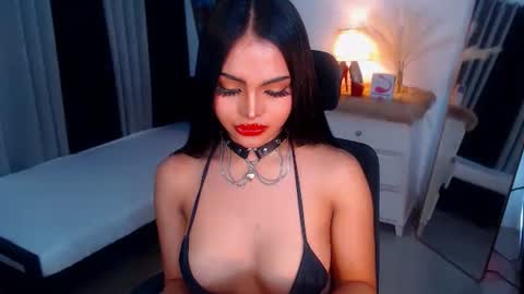 YOUR MISTRESS GODDESSS ADRIANA online show from February 4, 3:11 am