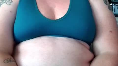 Snapshot of sexybri1674 chatting on October 17, 7:29 pm sexybri1674 online show from October 17, 7:29 pm