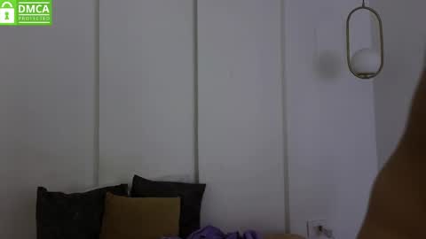 chanell and yina online show from May 31, 1:54 pm