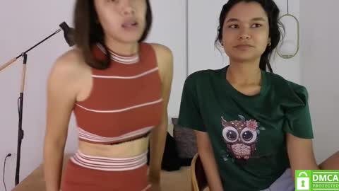 chanell and yina online show from November 8, 1:36 pm