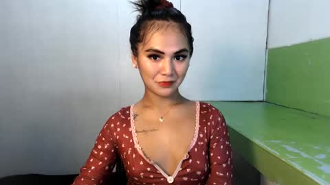pretty Cheska online show from May 26, 8:42 am