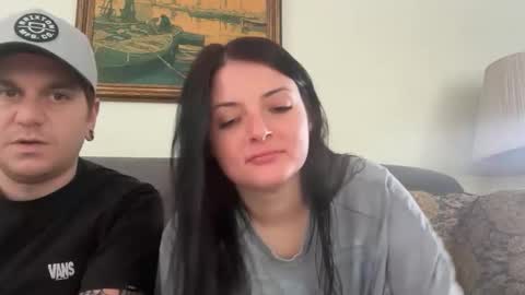 sexycouple41110 online show from February 4, 5:28 pm