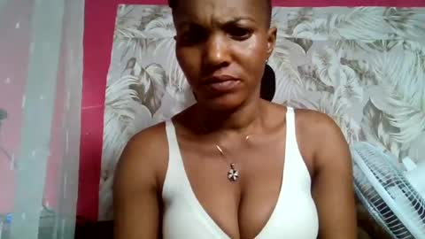 sexydoll32 online show from July 5, 11:34 pm